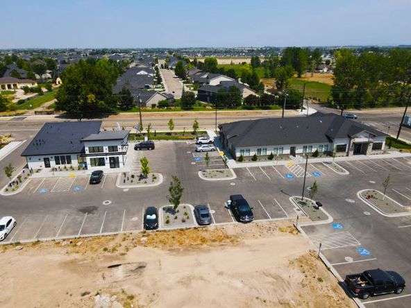 Redhawk Square Office Pads - Lot 6: N. School Avenue, Kuna, ID 83634